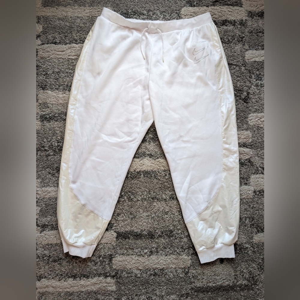 Nike Oversized Mid Rise Sweatpants Joggers NWT